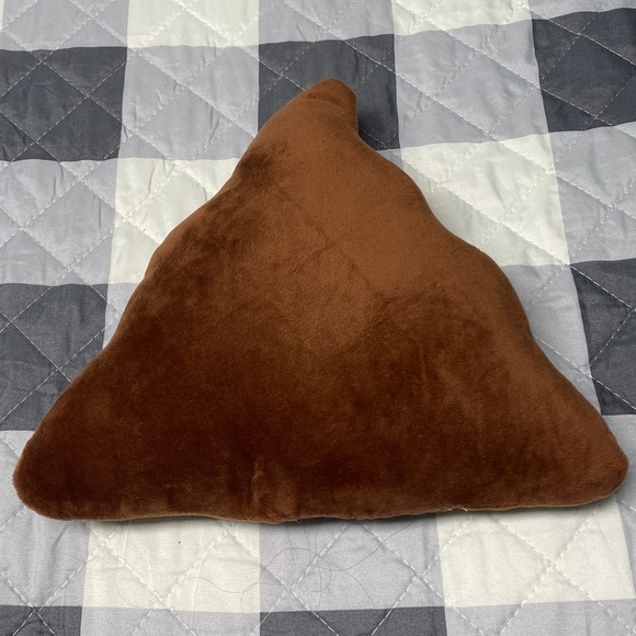 Pink & Brown Poop Emoji Pillows w/ Baby 💩 - Picture 4 of 15